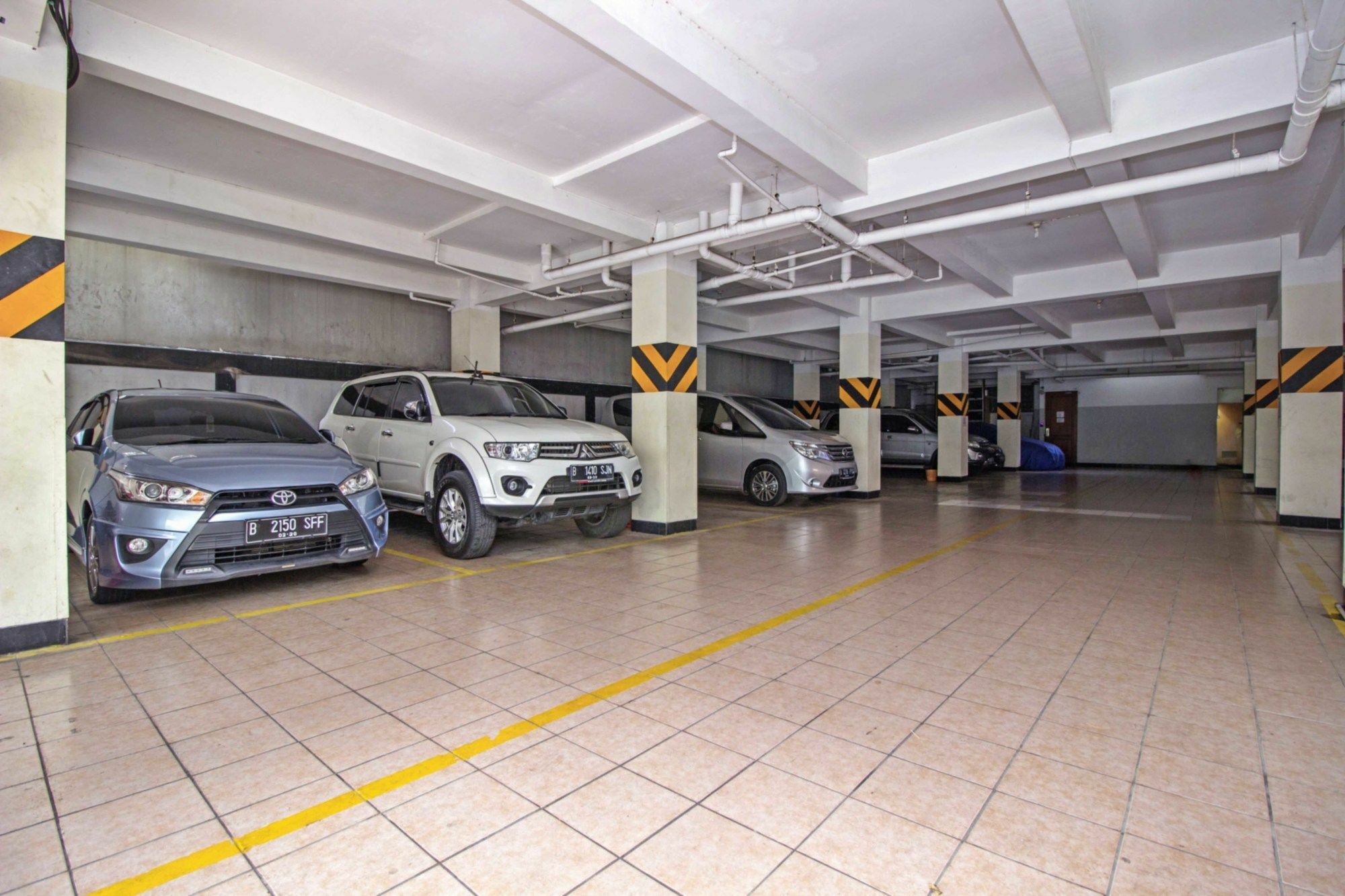 Reddoorz Near Itc Kuningan Rumah tetamu 2*