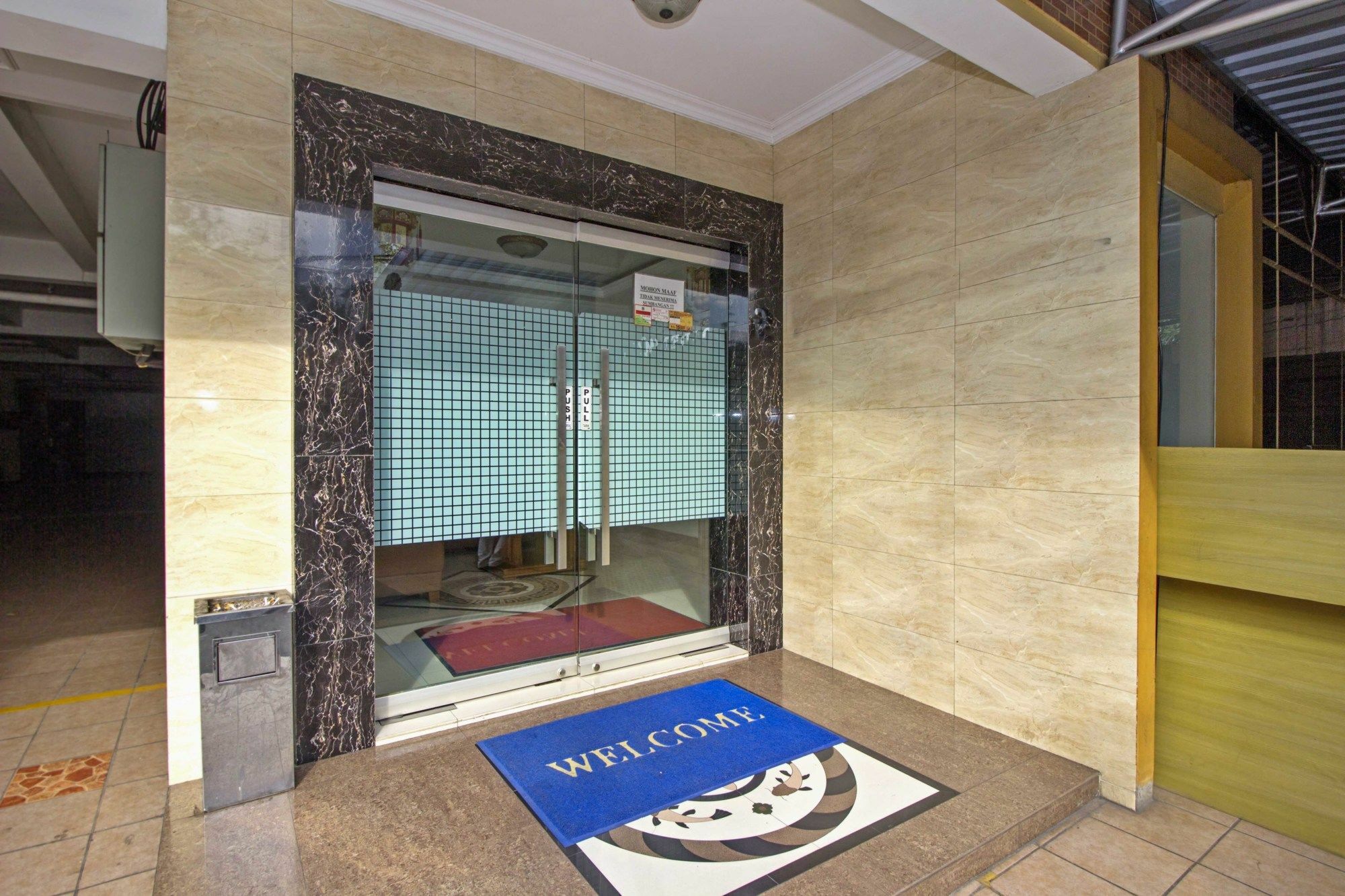Reddoorz Near Itc Kuningan Rumah tetamu Jakarta